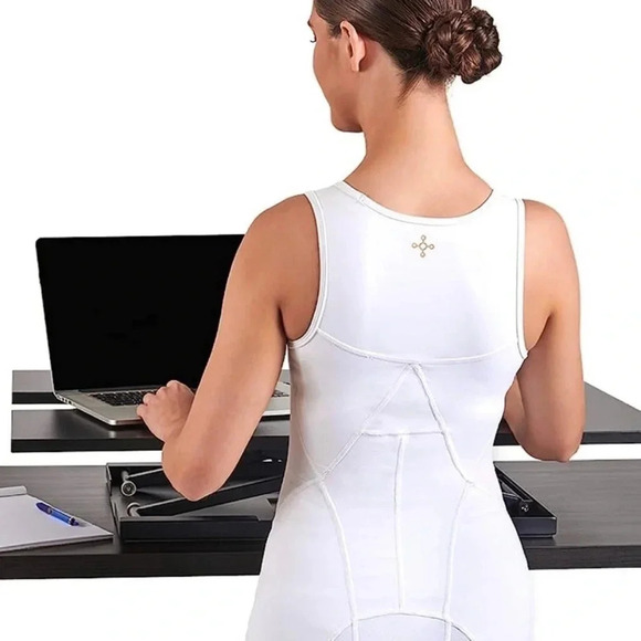 NWT Tommie Copper Women’s Lower Back Support Tank Size Large & 4X White - Picture 1 of 7